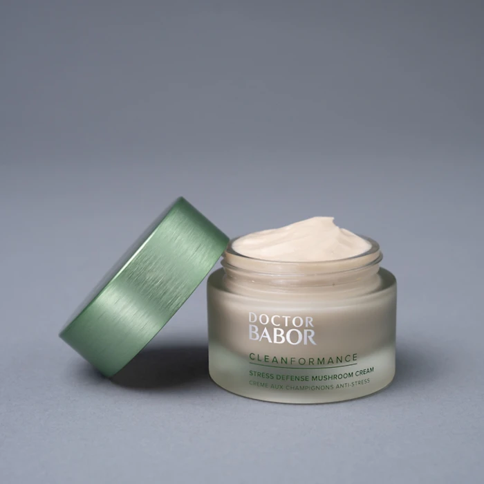 MICROBIOMIC Stress Defense Mushroom Cream Cleanformance