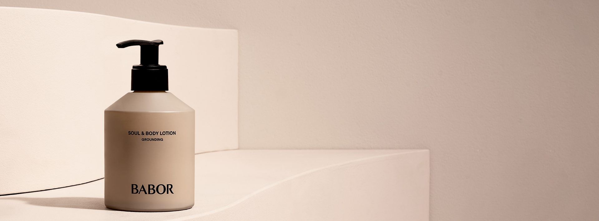 <span style="display:inline-block;">SOUL &amp; BODY</span>