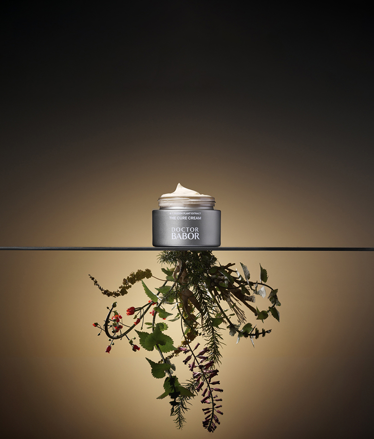 <span style="display:inline-block;">Your gift for visibly revitalized skin</span>