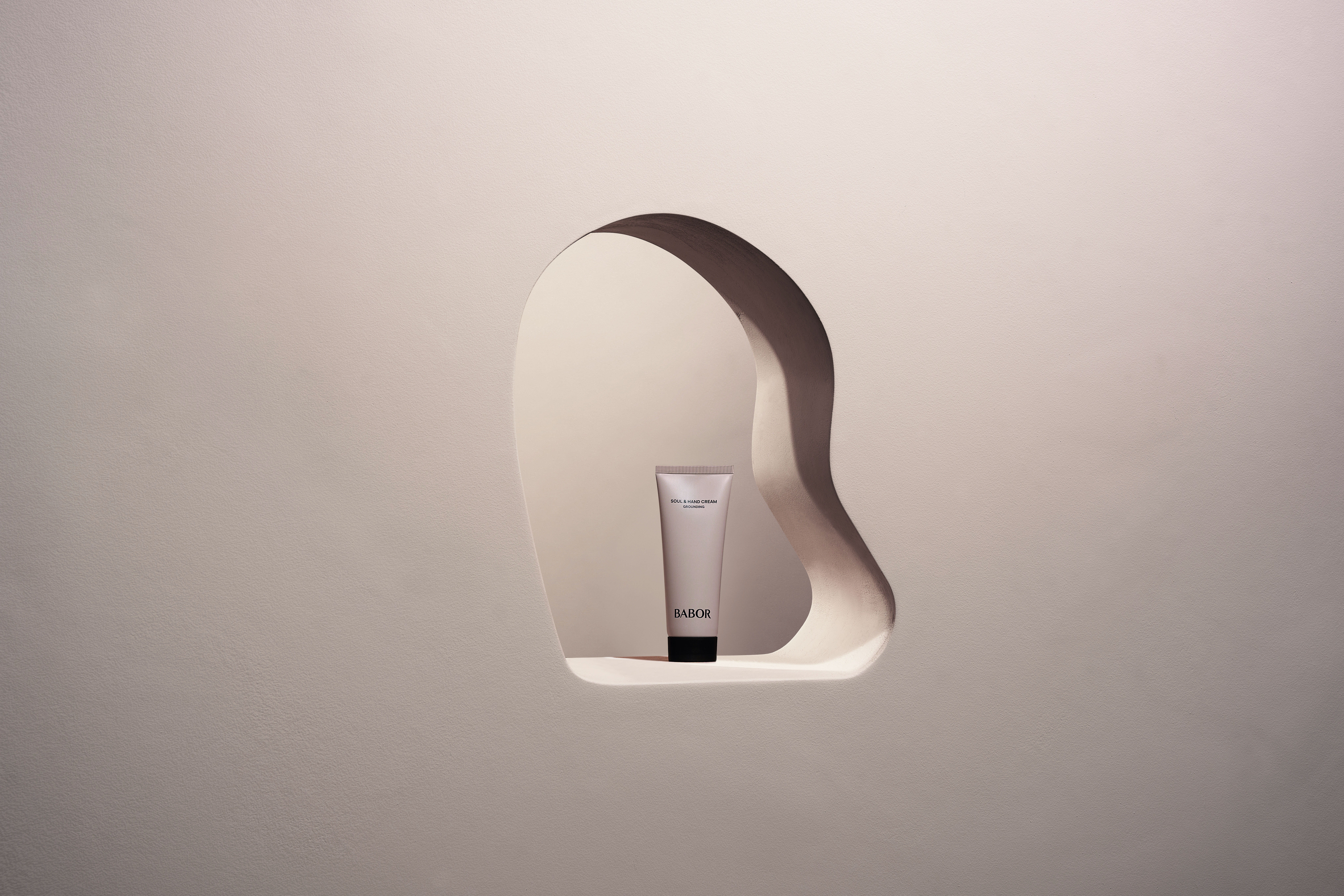 <span style="display:inline-block;">Ξεκινήστε τη χρονιά με δώρο!</span><span style="display:inline-block;">Soul &amp; Hand Cream</span><span style="display:inline-block;">travel size</span>