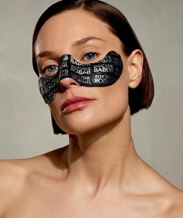 <span style="display:inline-block;">RENEWAL EYE ZONE PATCH</span>