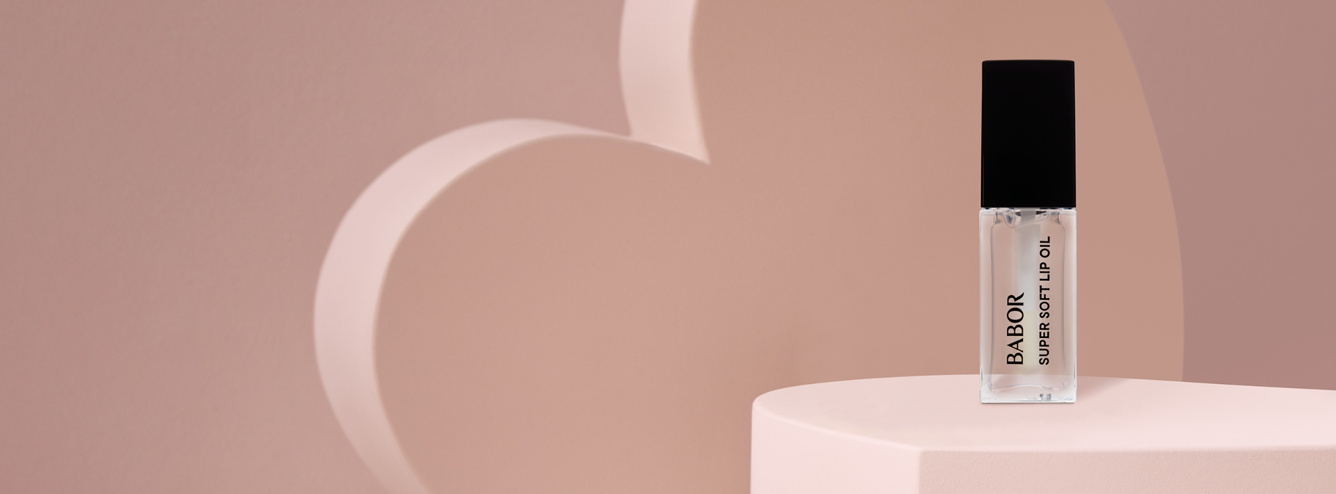 <span style="display:inline-block;">Free Super Soft<br>Lip Oil</span>